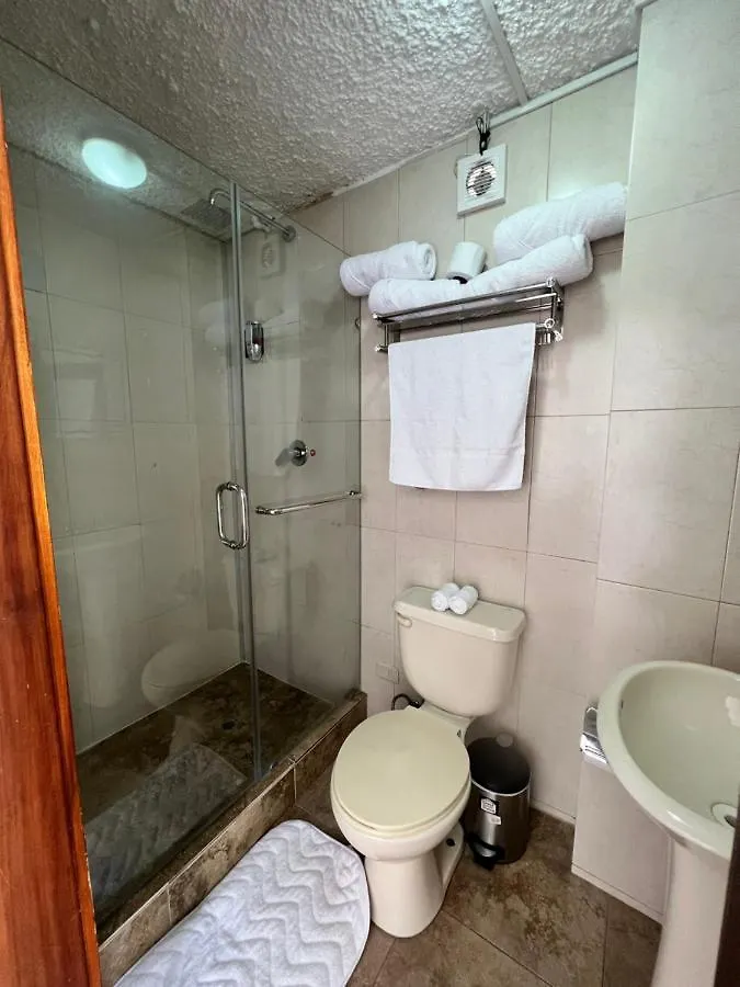 Hotel El Morlaco Κουένκα 0*,