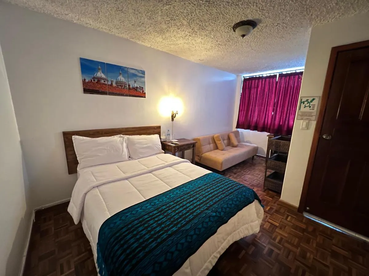 Hotel El Morlaco Κουένκα 0*,