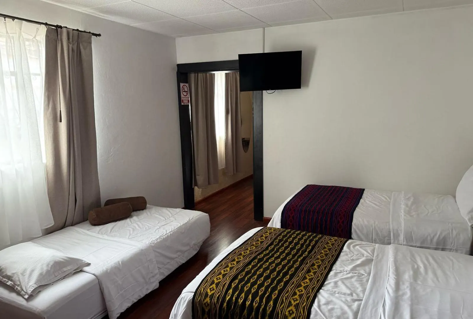 Hotel El Morlaco Κουένκα 0*,  Ισημερινός